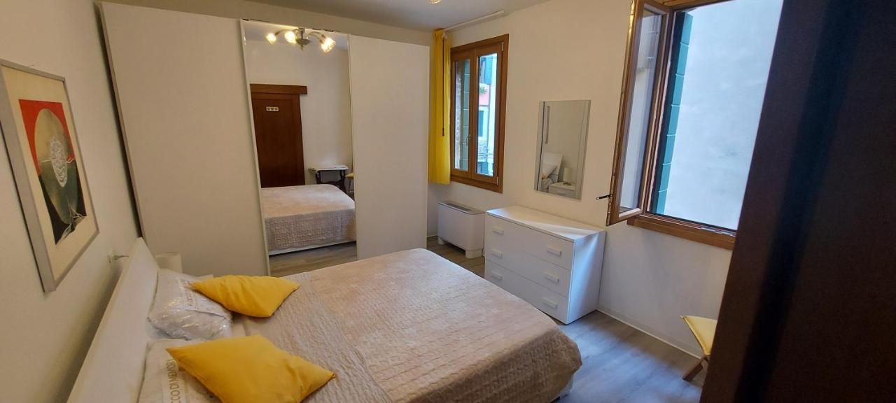 Ca' Venezia Cortese Exteriér fotografie