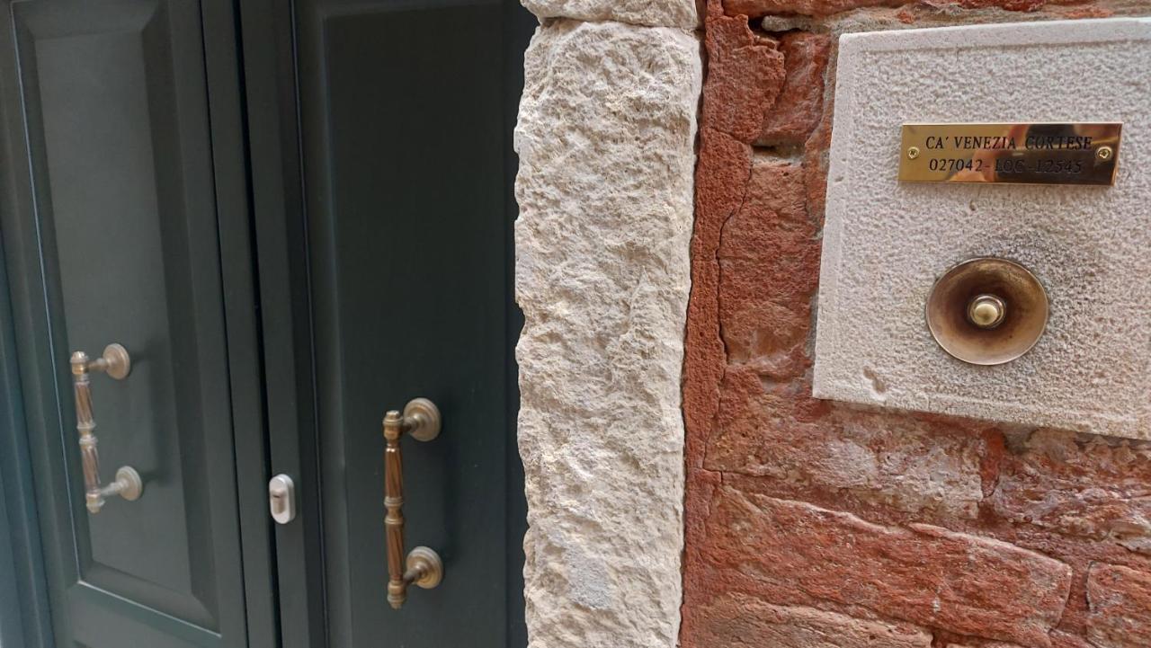 Ca' Venezia Cortese Exteriér fotografie